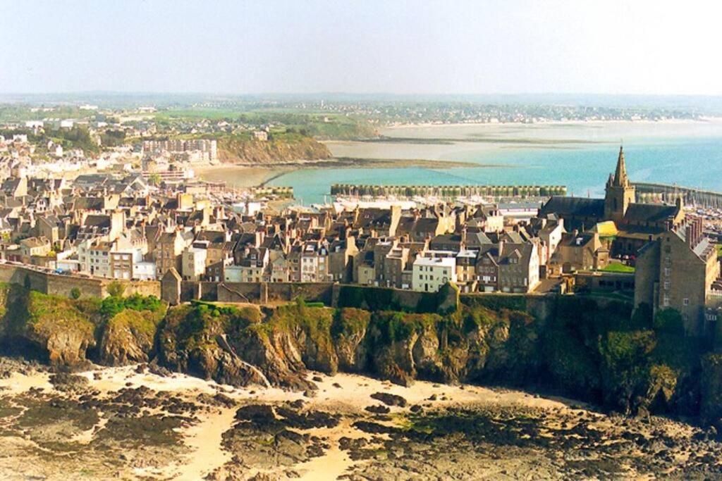 Studio De La Mer A Donville Les Bains المظهر الخارجي الصورة